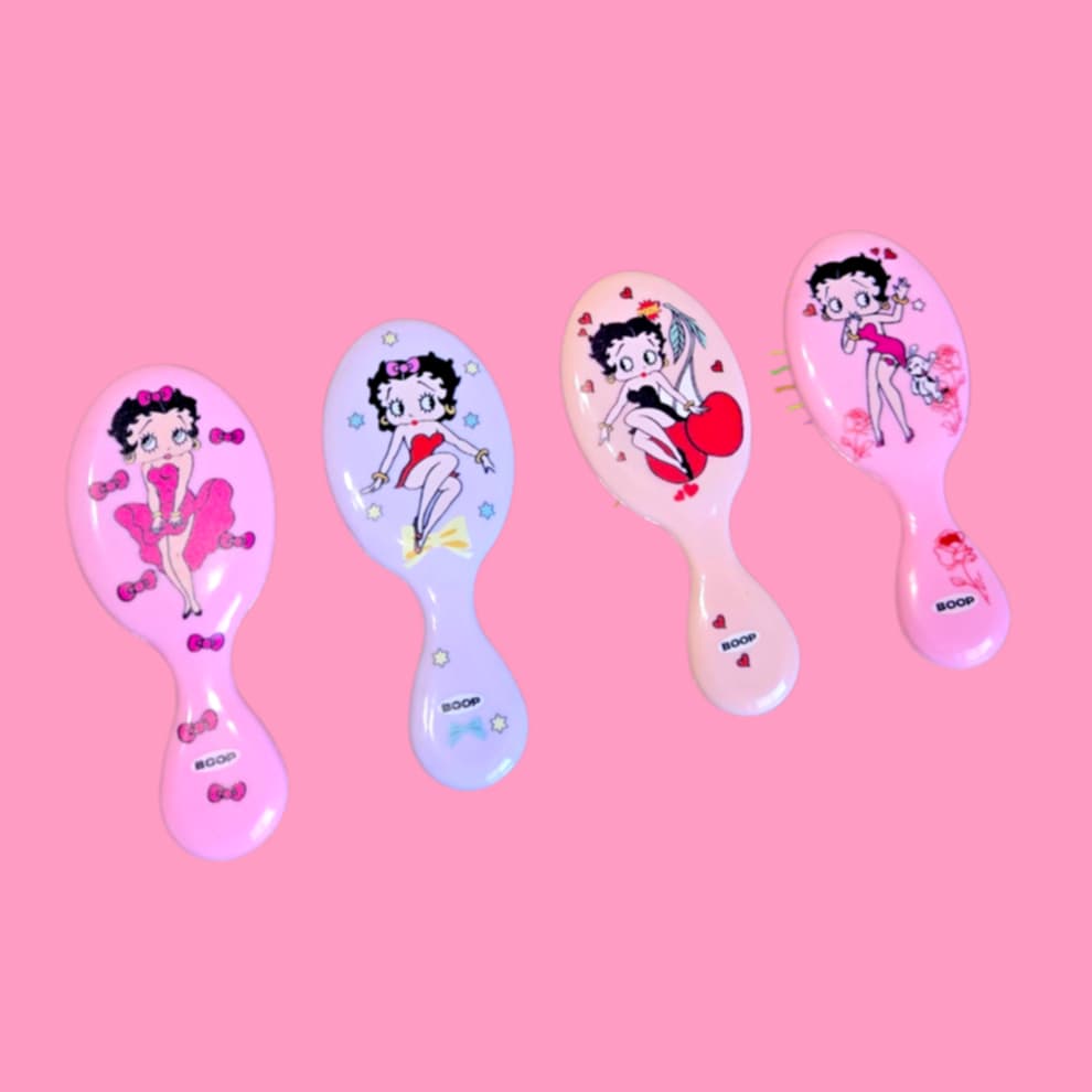 Betty Hair Brush