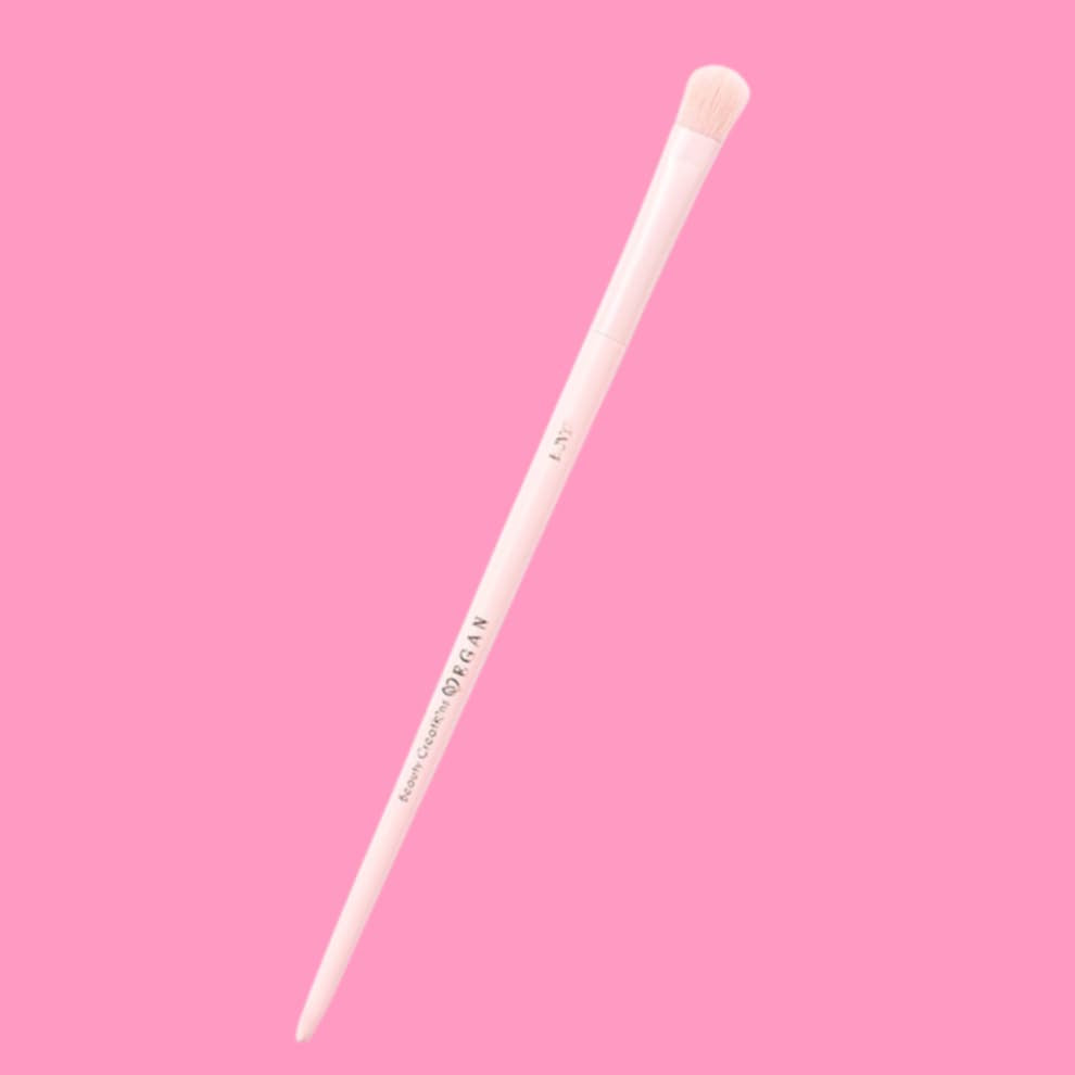 Beauty Creations BCV17 Large Packing Shadow Brush