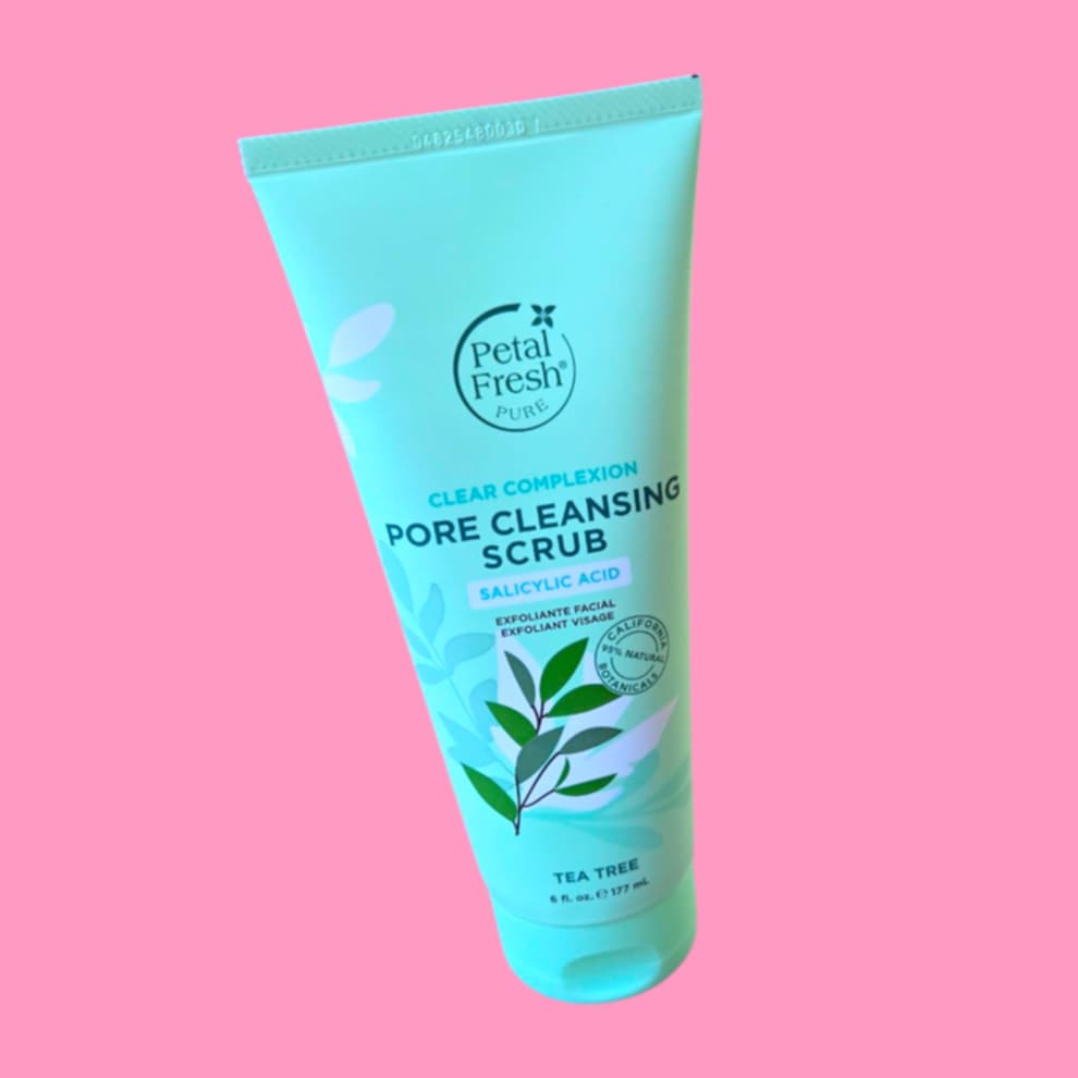Tea Tree & Salicylic Acid Clear Complexion Pore Cleansing Scrub